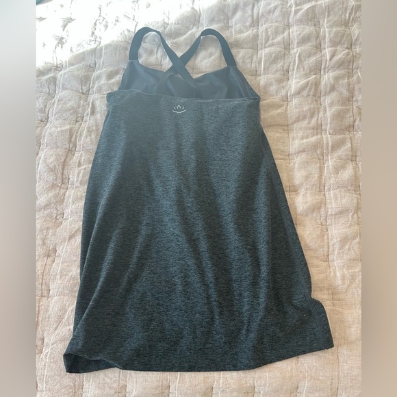 Beyond Yoga Spacedye Move It Dress in Charcoal size medium - Picture 4 of 6